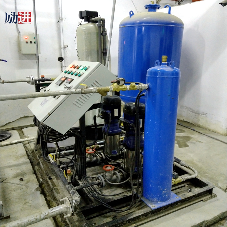 LJDYTQ定壓補(bǔ)水真空脫氣裝置 (14) LJDYTQ定壓補(bǔ)水真空脫氣裝置 (14)